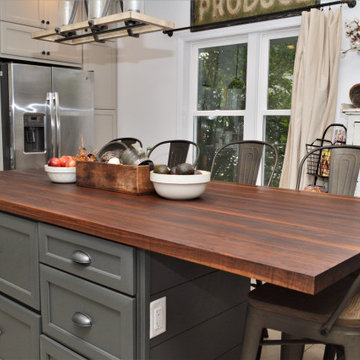 Modern Farmhouse Family Kitchen. Haas Signature Collection