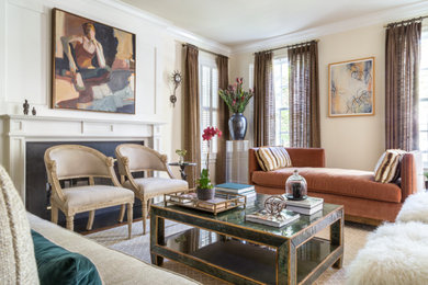 Example of a transitional living room design in San Francisco