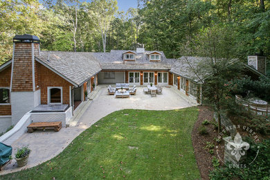 Arts and crafts home design photo in Atlanta