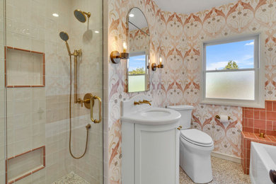 Example of a classic bathroom design in San Francisco