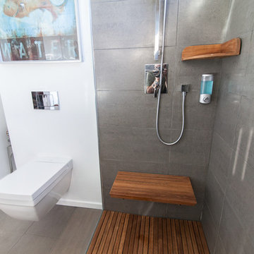 Bathroom remodels by Kitchens Etc.