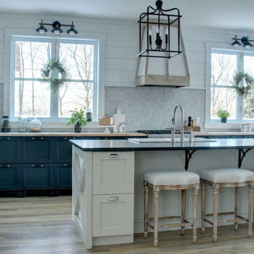 Modern farmhouse kitchen