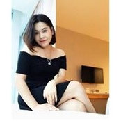 Bernice Yews foto