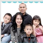 Ina Hasjim's photo