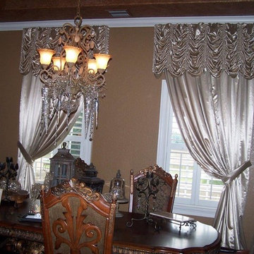 Thonotosassa Traditional Home