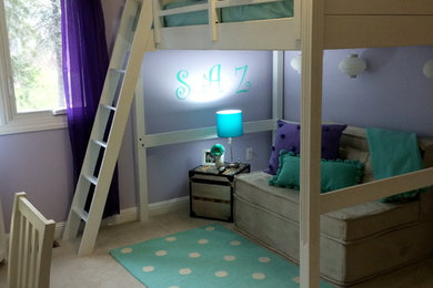 Example of a transitional bedroom design in Detroit