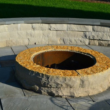 Round Lannon Stone Fire Pit