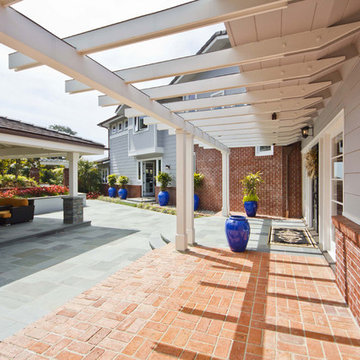 Contemporary-Traditional Interpretation Home