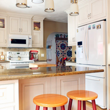 Cream & Red Traditional Kitchen with Peninsula