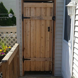 Cedar Shower enclosure and changing room - Outdoor Products