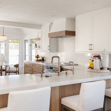 Lantern Bay III Kitchen & Living Areas