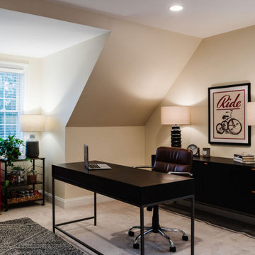 Multifunctional Home Office + Guest Room