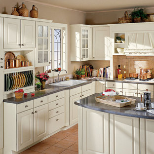 Custom Designs by Mid Continent Cabinetry