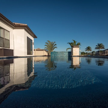 Infinite Pool with custom pillars