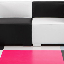 Chess Bruehl - Loveseats