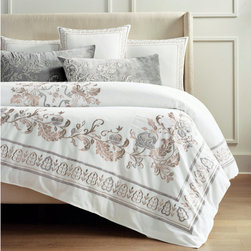 Aviana Bedding - Bedding