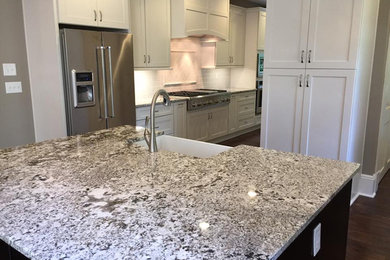 Kitchen - craftsman kitchen idea in Atlanta