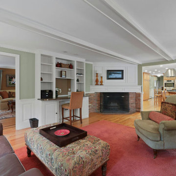 17 Stonepost Road, Glastonbury, CT 06033