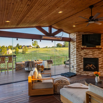 Operable Glass Walls for All Seasons