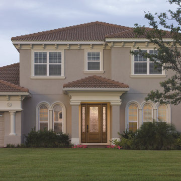 Fiber-Classic Oak door with Salinas glass