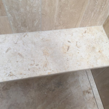 Master bathroom - Travertine & Onyx - Curbless, Linear Drain, LED