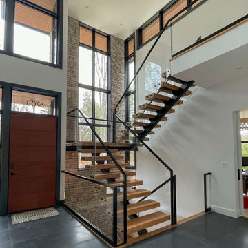 Project #98 | Modern Mono-beam Staircase with Glass Railing