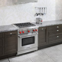 Wolf 30&rdquo; gas range - Major Kitchen Appliances