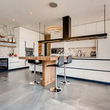 Leonardo Place - Contemporary Custom Home