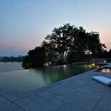 Bridgehampton Residence