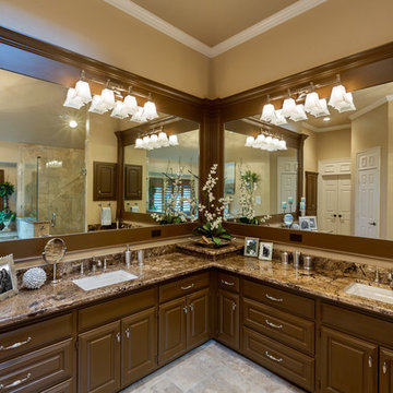 Bright Traditional Master Bath