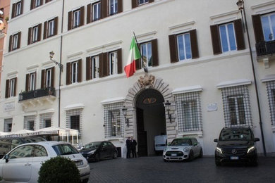 Ristrutturazione uffici Valentino - Piazza Mignanelli Roma