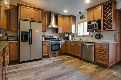 Kitchen - transitional kitchen idea in Denver