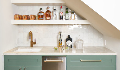 25 Home Bars Stashed Under the Stairs