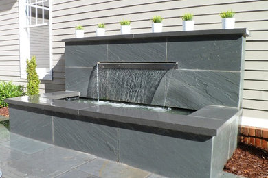 Photo of a contemporary landscaping in DC Metro.