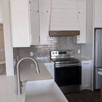 Modern farmhouse kitchen