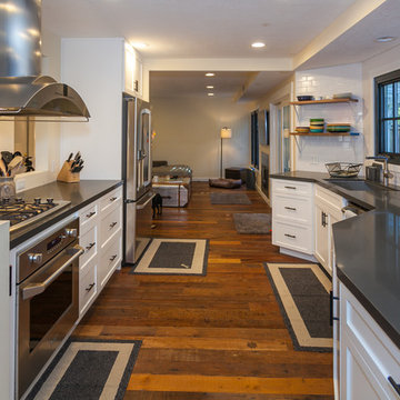 Daywalt - Kitchen and Dining