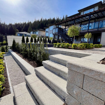 Side view of upper and lower gardens from the steps