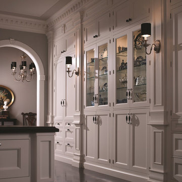 Southampton White Kitchen by Woodmode