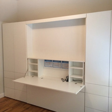 Zoom-Desk - Stony Brook, NY