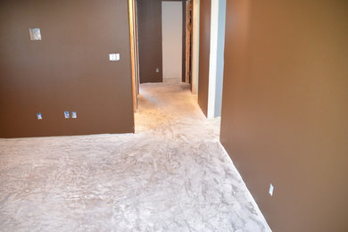 Example of a minimalist home design design in Other