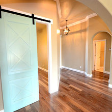Bar door/entry
