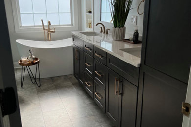 Example of a bathroom design in Atlanta