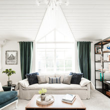 Greeting/living room