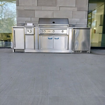 Outdoor bbq grill area