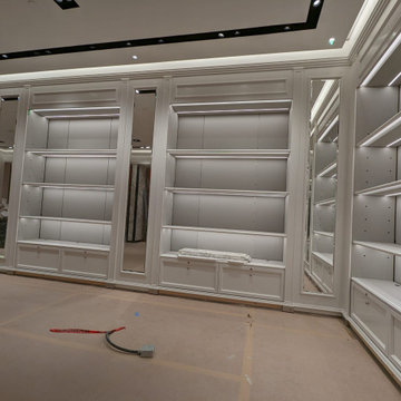 Walk in closet