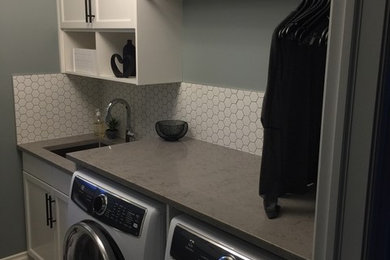 Laundry room photo in Edmonton