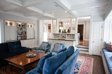 Inspiration for a timeless family room remodel in Cleveland