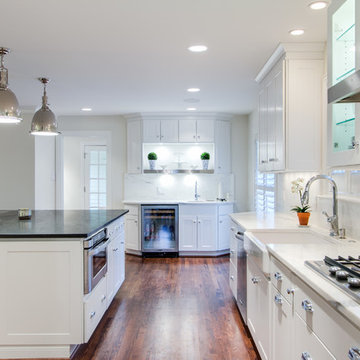 Bright and Modern Dallas Kitchen Featuring WOLF Classic Cabinets