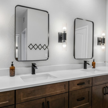 Katie's Master Bathroom Revamp
