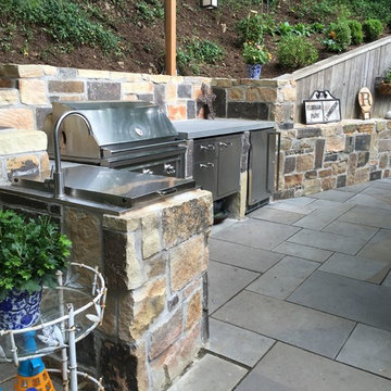 Outdoor Kitchens/ Firepits